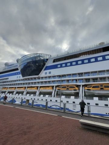 Mein Schiff Relax 2026 – 24