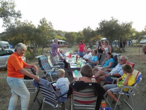 Betina 2012 – 225