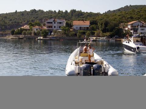 Betina 2012 – 419