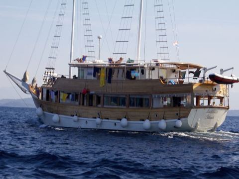 Betina 2012 – 305