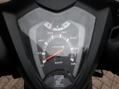 Honda Vision – 6