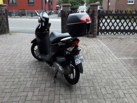 Honda Vision – 5