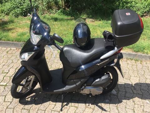 Honda Vision – 3